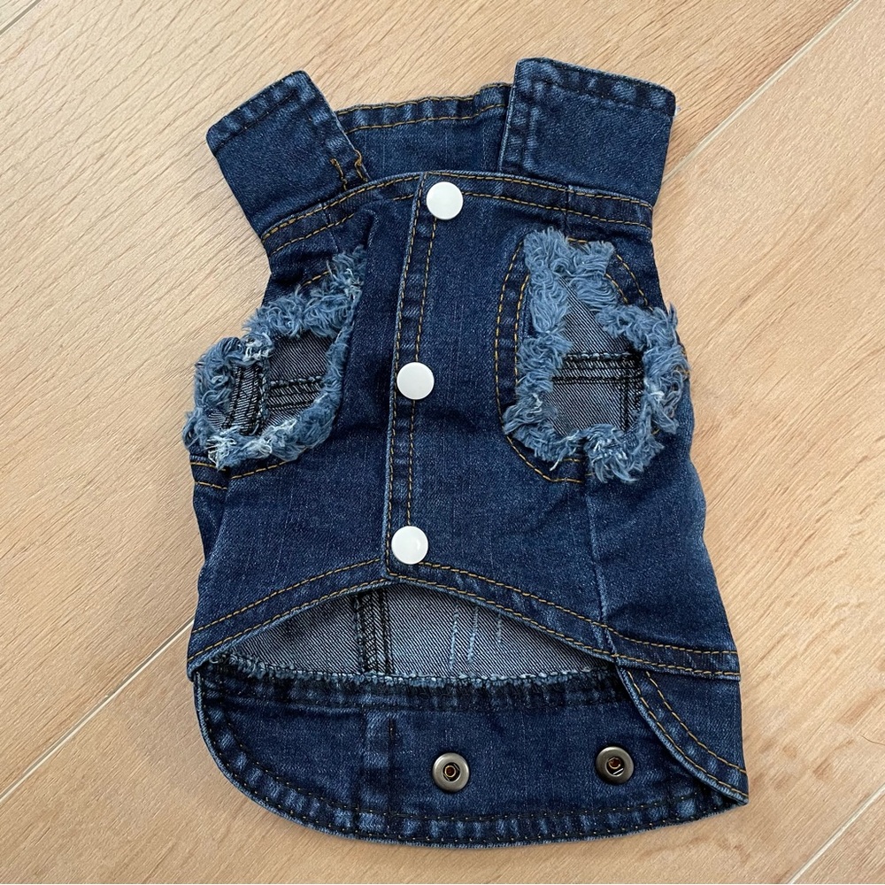 💗 NWOT Dog Denim Vest